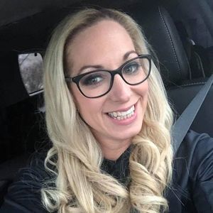 Meet your Posher, Ashley